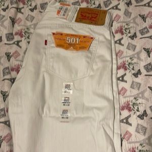 Levi’s all white men